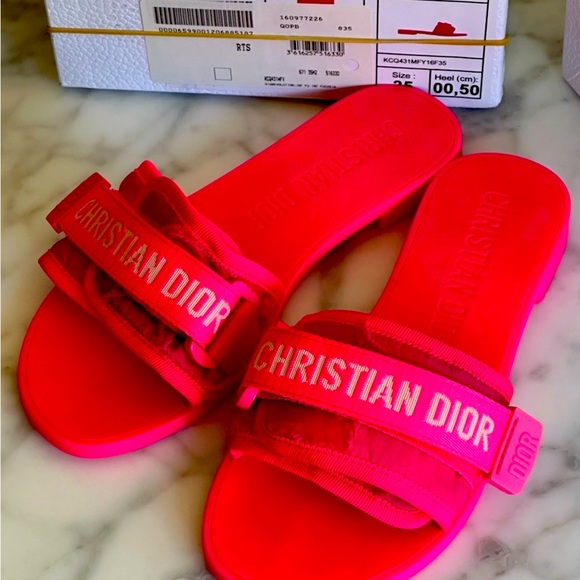 7.5 - Picture 3 of 4